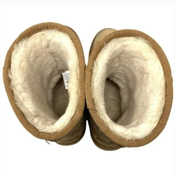 UGG Australia Classic Short Flora Perf Brown Suede Boots - Size 7 - Picture 12 of 14